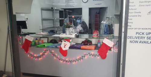 Winter Holiday At The Laundromat 03